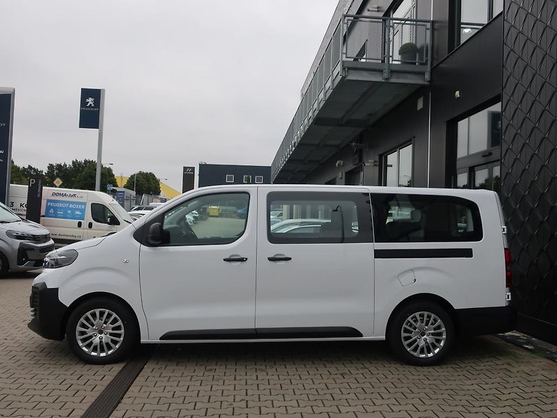 Peugeot Expert Combi (2026) L3 2.2 BlueHDi 180 S&S EAT8 - fotka 3 z 14