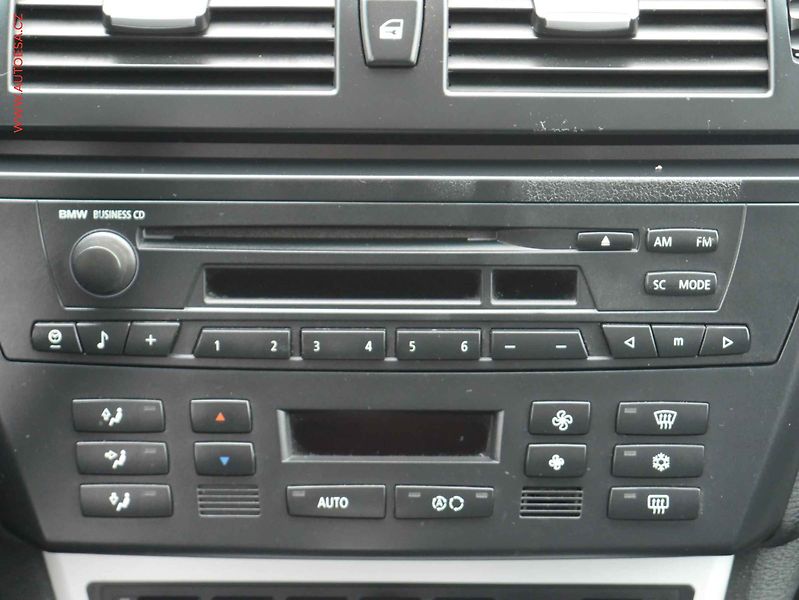 BMW X3 (2006) 2.0d xDrive, Výhř.sed. - fotka 11 z 17