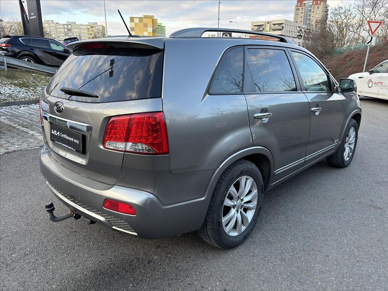 Kia Sorento 2,2 CRDi AT 4x4 Premium PANORA - fotka 5 z 38