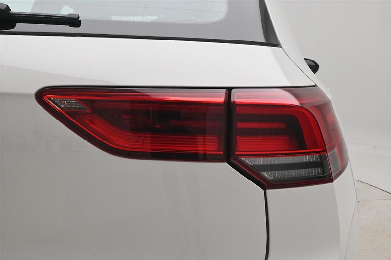 Volkswagen Golf 2,0 TDI 85kW Life Záruka až 5 - fotka 29 z 30