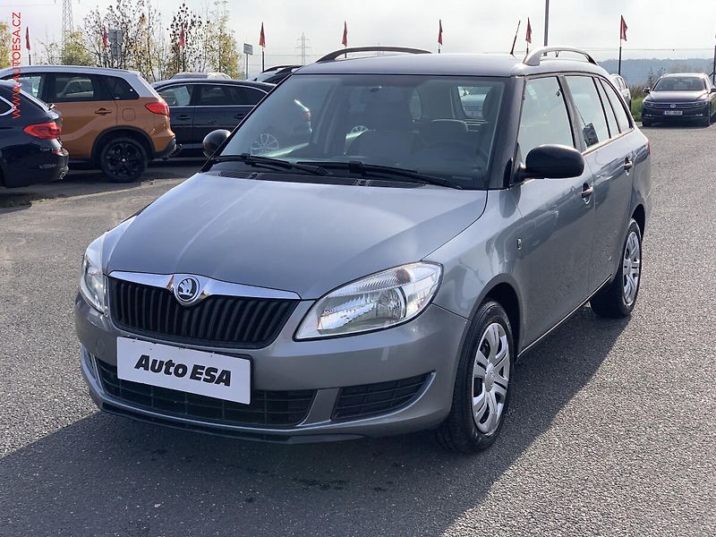 Škoda Fabia (2013) 1.2 TSI, AC - fotka 3 z 18