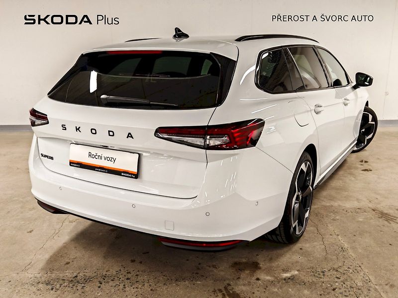 Škoda Superb (2025) Combi 1.5 TSI 110 kW DSG Sport - fotka 2 z 31