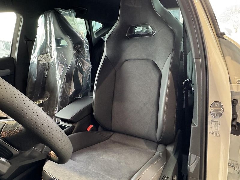 Cupra Formentor 1.5eTSI 110kW DSG - fotka 5 z 11