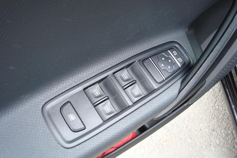 Mercedes-Benz Citan (2022) 110CDi, ČR, 1.Majitel, 3/2022 - fotka 31 z 63
