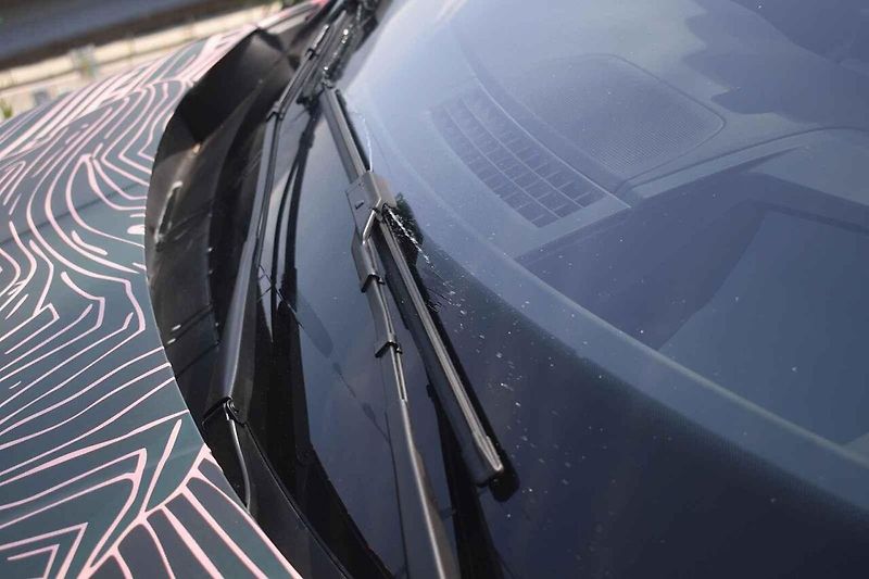 Škoda Peaq ani v zatáčkách nepůsobí vůbec těžkopádně.