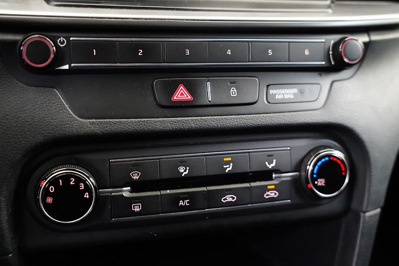 Kia Ceed - fotka 21 z 26