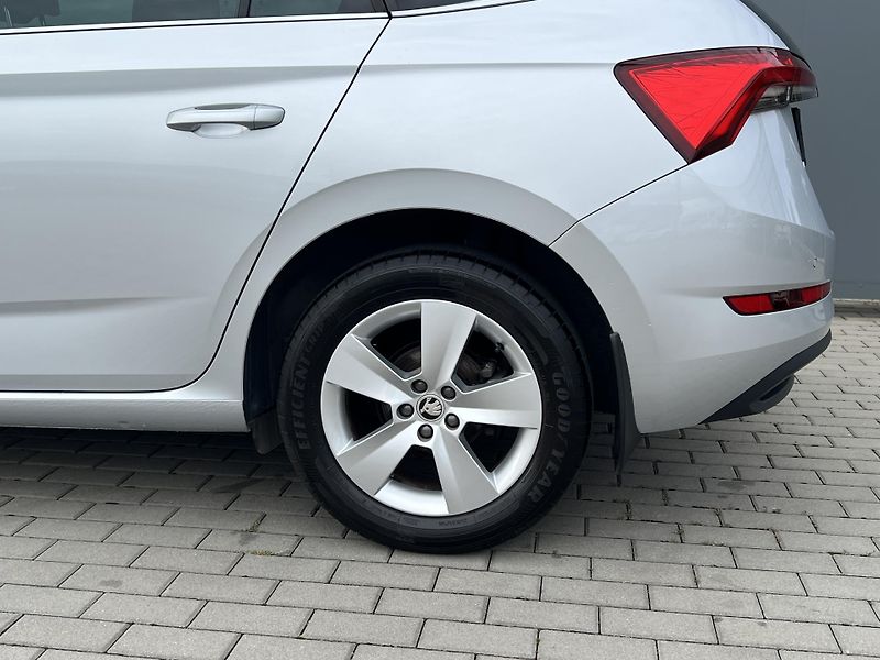 Škoda Scala (2022) 1,5TSi 110kW STYLE - fotka 36 z 38