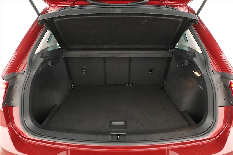 Volkswagen Tiguan (2017) 1.4 TSI, Tempomat - fotka 17 z 18
