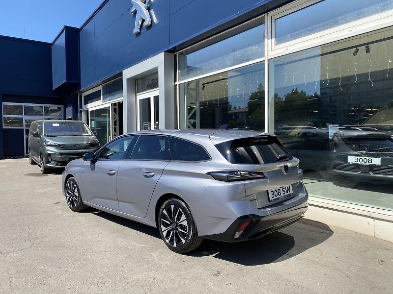 Peugeot 308 (2026) SW ALLURE Hybrid 145 e-DCS6 - fotka 4 z 21