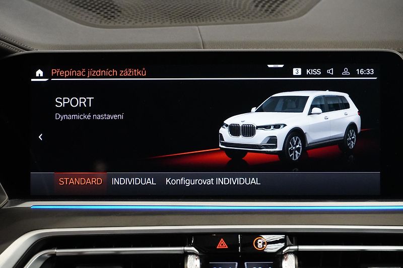 BMW X7  Xdrive40d,ČR,DPH,1.maj,6 míst - fotka 41 z 43