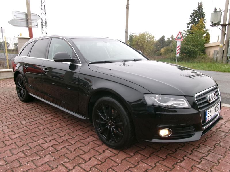 Audi A4 (2008) 2,0TDI AC TEMP VÝHŘEV ALU - fotka 11 z 31
