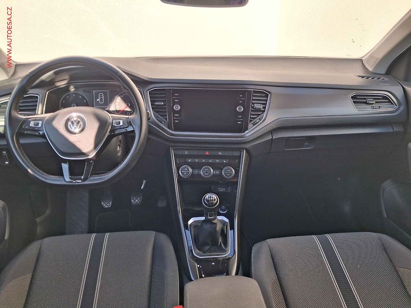 Volkswagen T-Roc (2019) 1.5 TSi, Comfortline, TZ - fotka 8 z 16