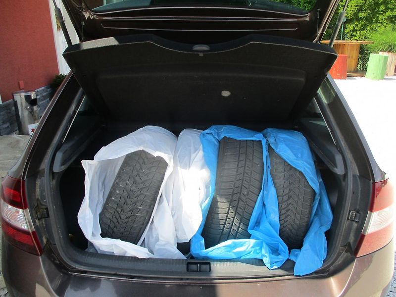 Škoda Rapid 1.6 TDi Edition - fotka 13 z 32