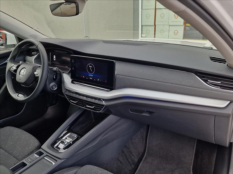 Škoda Octavia 2.0TDI DSG Style,ČR,1.Majitel - fotka 13 z 50