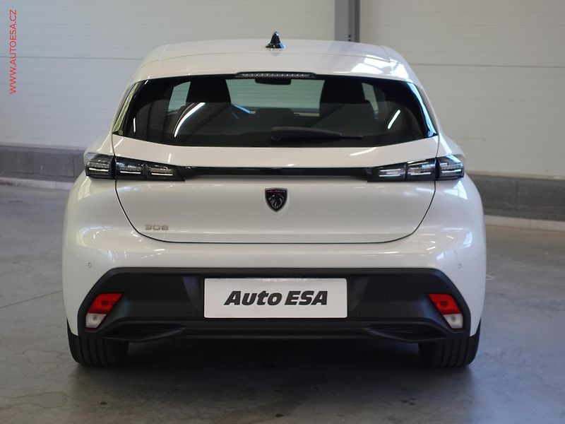 Peugeot 308 (2022) 1.2PT, ČR, Klima - fotka 5 z 21