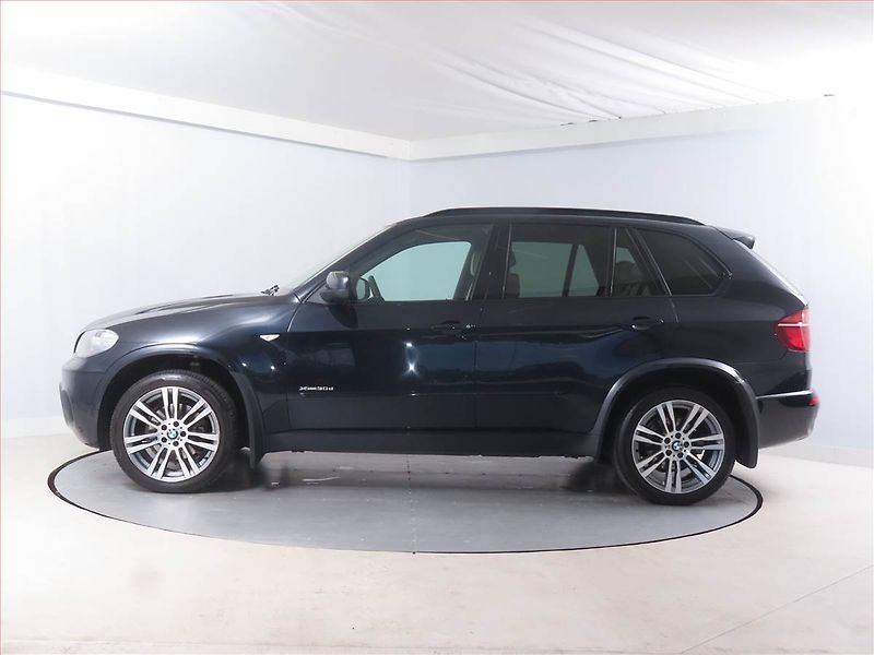 BMW X5 (2012) xDrive30d, 4X4, Automat, Kůže - fotka 3 z 15
