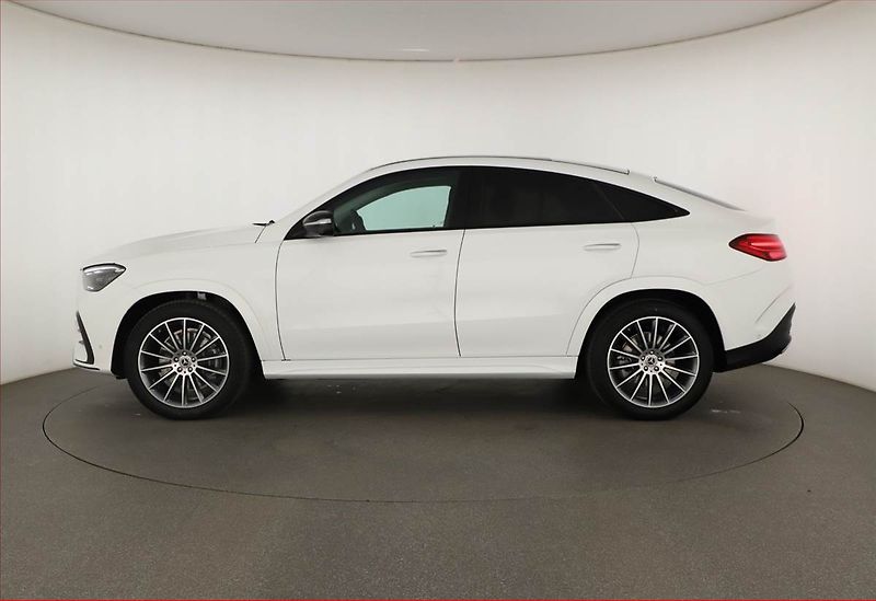 Mercedes-Benz GLE (2025) 300 d 4MATIC - fotka 3 z 20