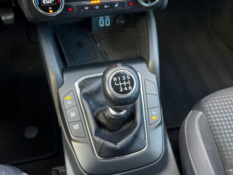 Ford Focus (2021) 1.5TDCi TITANIUM  88kW - fotka 33 z 49