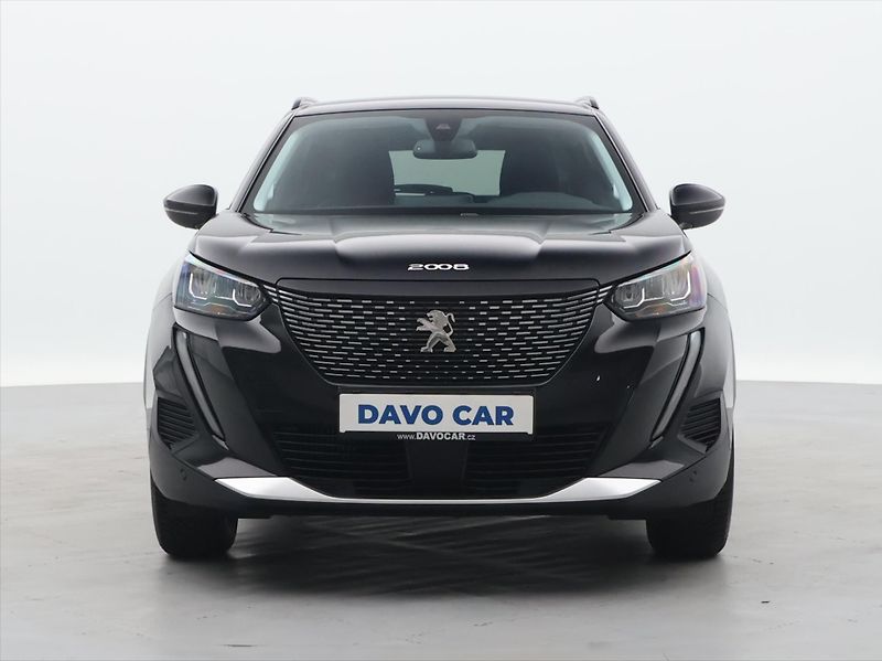 Peugeot 2008 1,2 PT CZ Allure LED - fotka 2 z 28
