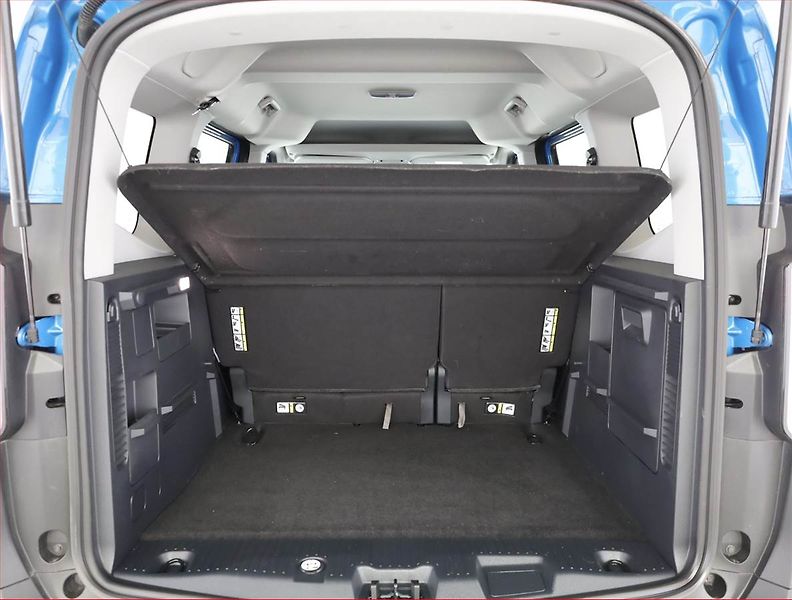 Ford Tourneo Courier (2025) Titanium 1.0 EcoBoost, 5Míst - fotka 17 z 18