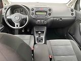 Volkswagen Golf Plus (2010) 1.6 i, Comfortline, park - náhled 8