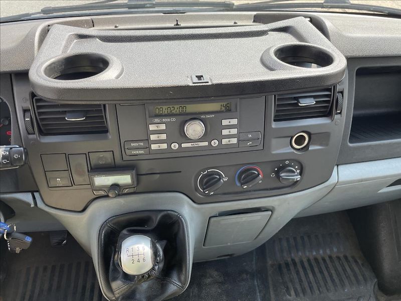 Ford Transit 2,2 TDCi*DPH*ČR*1. maj.*prav. - fotka 20 z 31