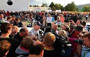 Jari-Matti Latvala s novináři.