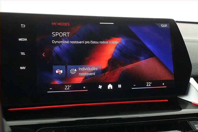 BMW X2 (2024) sDrive20i - fotka 17 z 20