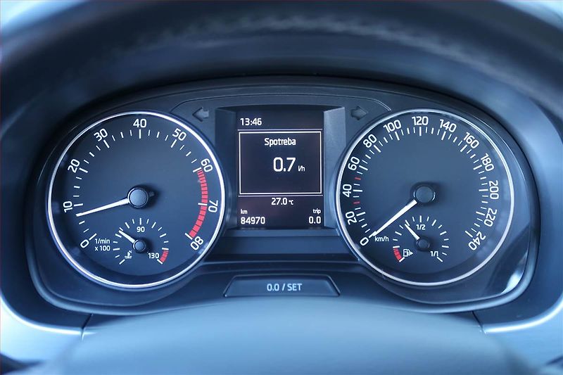 Škoda Fabia (2015) 1.2 TSI - fotka 11 z 18