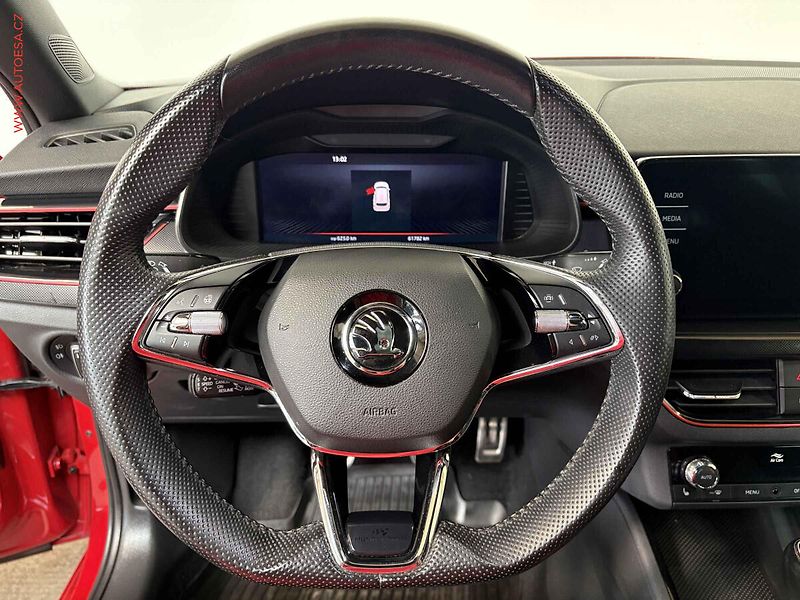 Škoda Kamiq (2022) 1.0 TSi, 1.maj,ČR, Monte - fotka 15 z 16