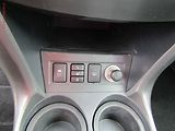 Toyota RAV4 (2011) 2.2D-CAT 4x4, AC - náhled 14