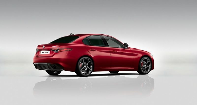 Alfa Romeo Giulia (2026) Veloce 2.2 JTDm 210k Q4 - fotka 3 z 6