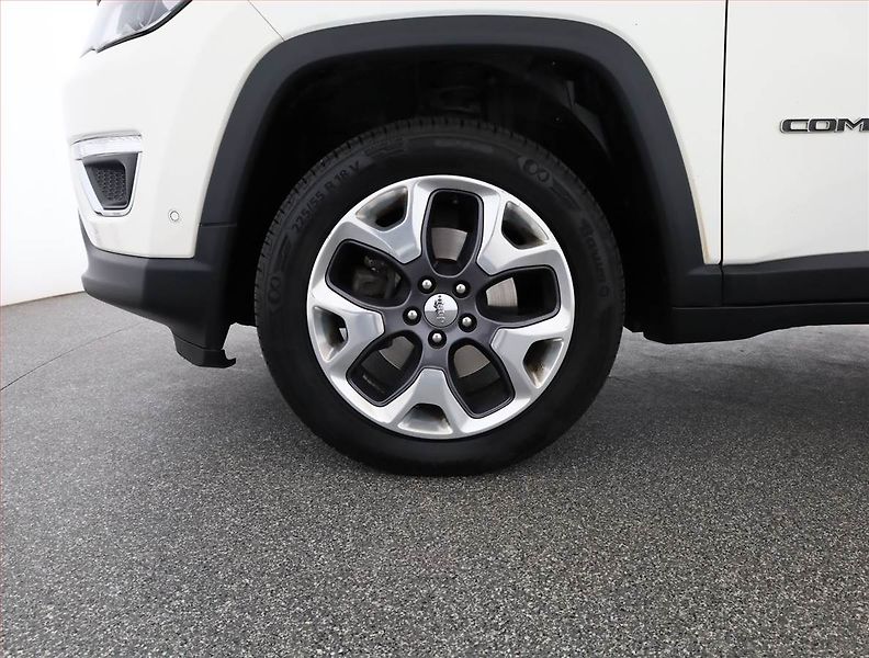 Jeep Compass (2020) 2.0 MultiJet, 4X4, Automat - fotka 17 z 17
