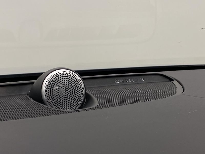 Volvo V90 CC B5 AWD ULTIMATE AUT  - fotka 30 z 66