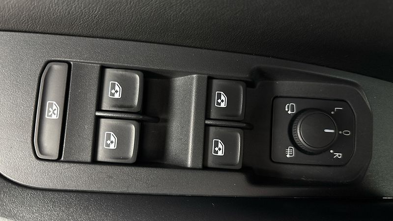 Škoda Kodiaq 2.0 TDI DSG 4x4 Style - fotka 22 z 30