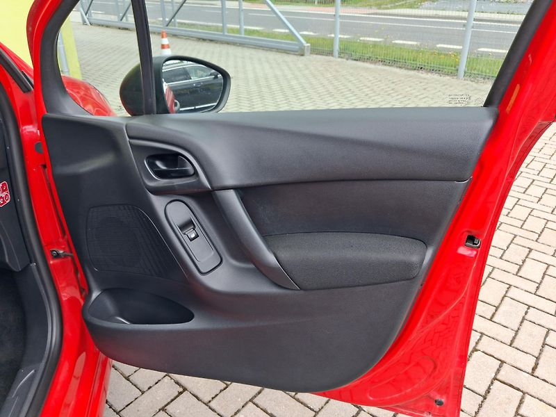 Citroën C3 (2016) SERVISKA NOVÉ ROZVODY NOVÁ STK - fotka 20 z 32