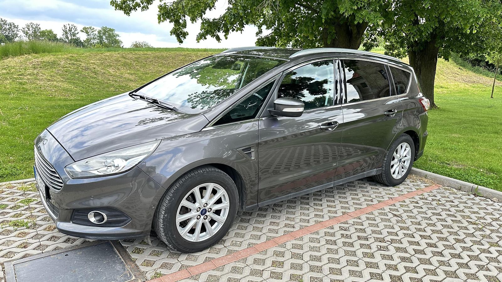 Ford S-MAX