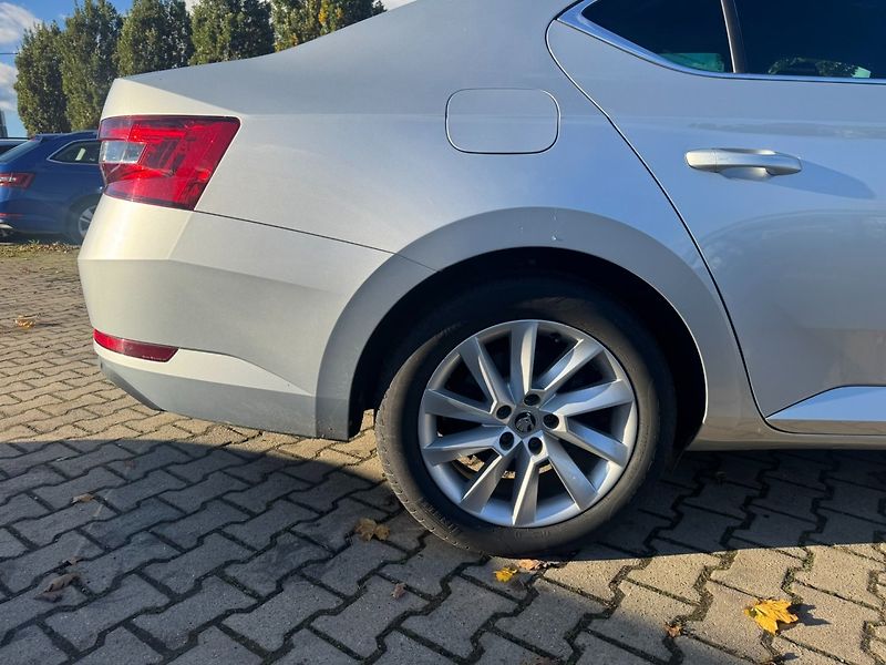 Škoda Superb (2019) DSG 2,0 TDI 140 KW STYLE+ SŠA - fotka 16 z 49