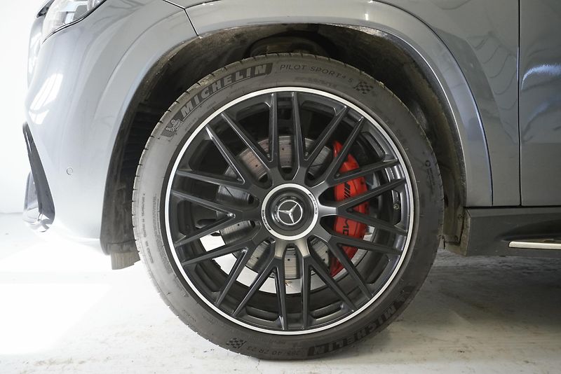 Mercedes-Benz GLS 63 AMG FULL OPTIONS - fotka 7 z 50
