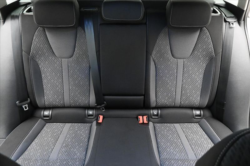 Škoda Octavia 1,4 iV TSI 110kW Style SoH 92% - fotka 28 z 32