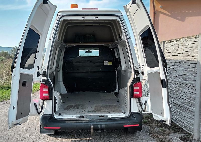 Volkswagen Transporter T5 2.0TDI 4MOTION 132kW - fotka 8 z 11