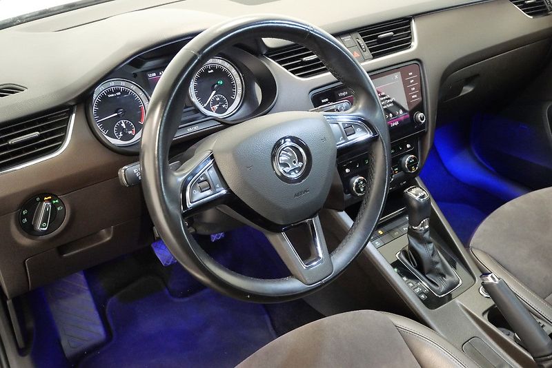 Škoda Octavia - fotka 14 z 29