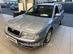 Škoda Octavia (2003) 1.6 MPi, ČR, AC, výhřev sed - fotografie inzerátu