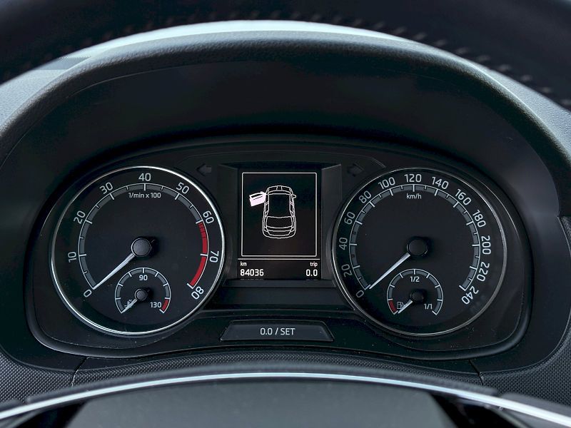 Škoda Fabia (2021) 1.0 TSI 70 kW Ambition - fotka 7 z 22