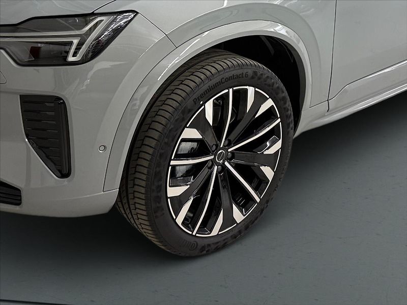 Volvo XC90 (2026) 2,0 Plus Dark  6142 - fotka 6 z 15