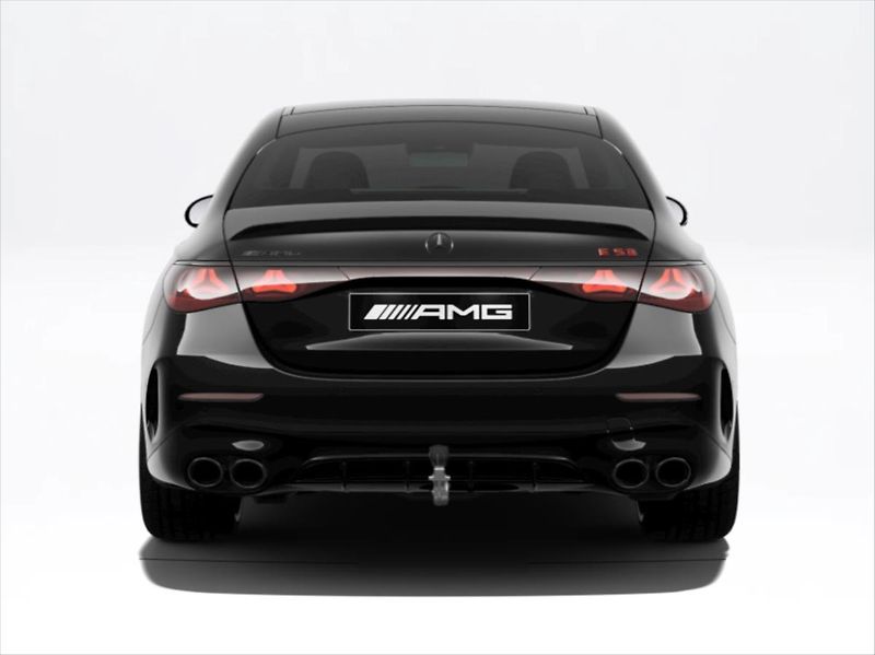 Mercedes-Benz Třídy E (2026) 3,0 Mercedes-AMG E 53 HYBRID 4 - fotka 5 z 9