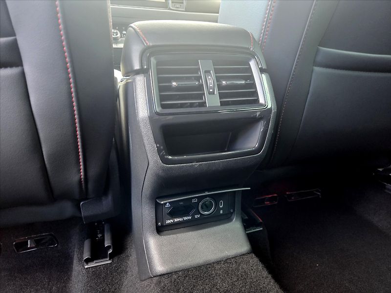Škoda Kodiaq 2,0 TSi DSG 4x4 RS Tažné z. We - fotka 11 z 29