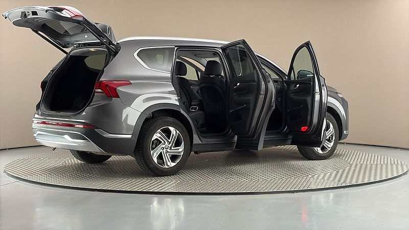 Hyundai Santa Fe 2.2 CRDI AUT 4x4 Smart - fotka 6 z 32