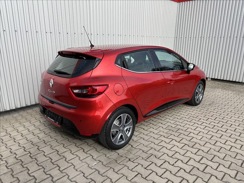 Renault Clio 1,2 Intens, Navi, Kamera... - fotka 4 z 15