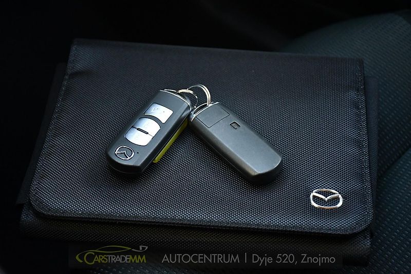 Mazda CX-5 2.0 G165 AWD TAKUMI CARPLAY - fotka 37 z 54